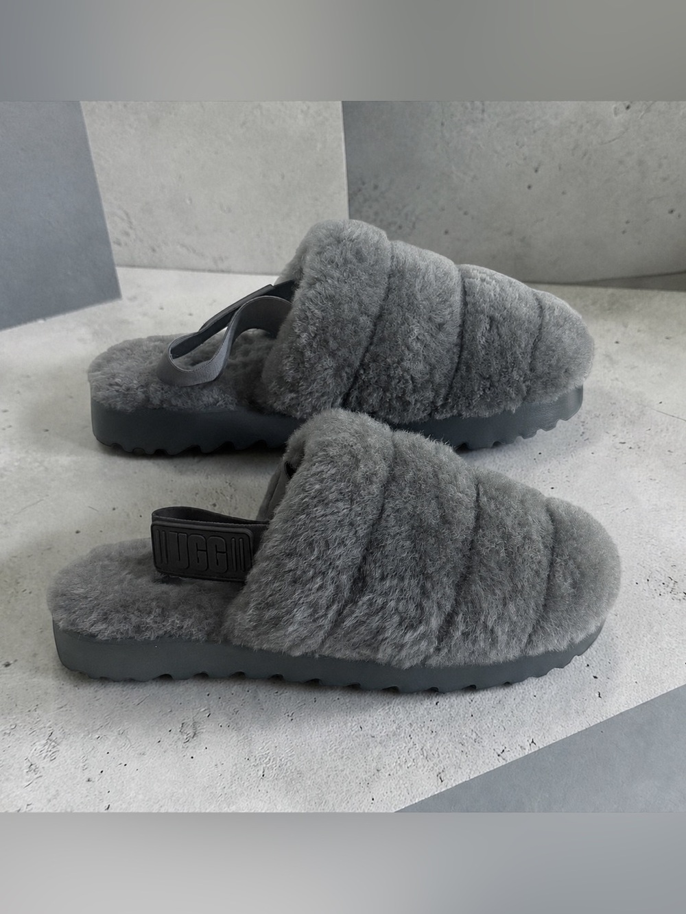 NWOT UGG Women's Fluff Yeah Slippers Grey Sheepskin Slingback! Size 10! NEW!